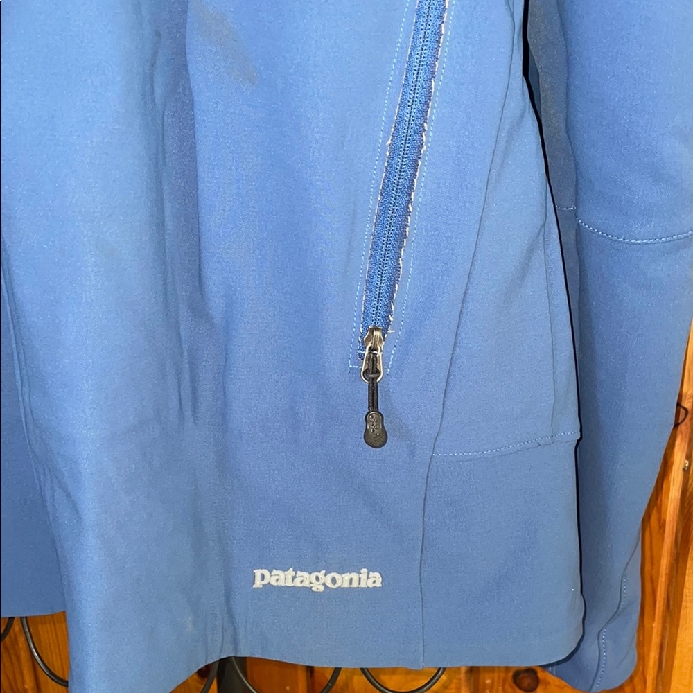 Patagonia Blue Soft shell Jacket High Collar outdoor wear size large women’s - Picture 2 of 10